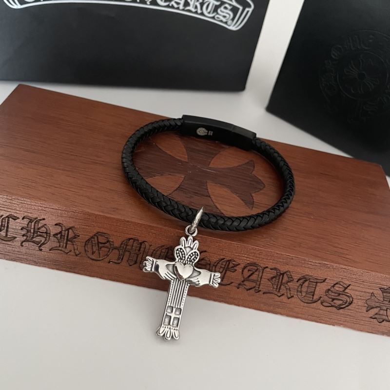 Ch**me He**ts bracelets
